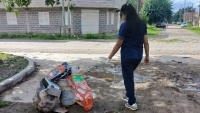 Salud refuerza la prevenci&oacute;n con descacharrado en barrios capitalinos