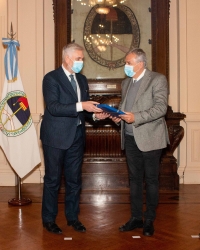 Visita protocolar del Embajador de Rumania