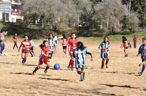 Inicia la Liga municipal de F&uacute;tbol Femenino Infantil