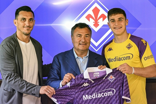Gino Infantino fue presentado como nuevo jugador de la Fiorentina