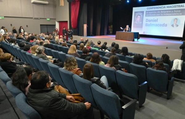 Daniel Balmaceda ofreci&oacute; clase magistral en San Salvador de Jujuy