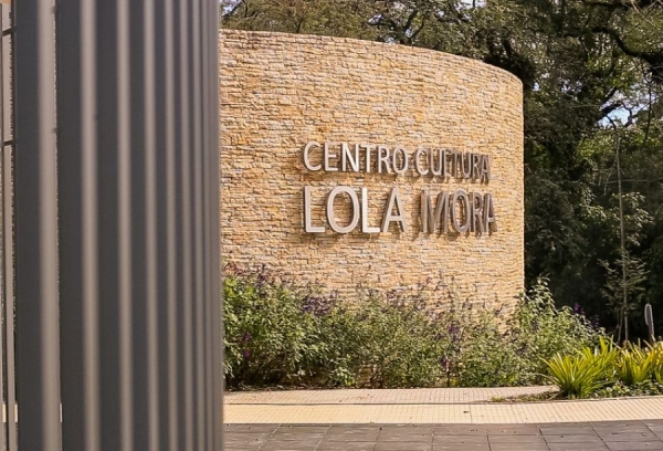 Centro Cultural Lola Mora recibi&oacute; dos premios en la Bienal de Arquitectura