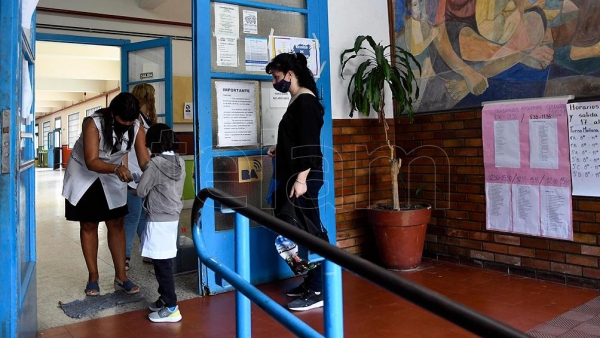 Comenzar&aacute; la campa&ntilde;a de vacunaci&oacute;n para los docentes