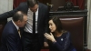 Los senadores se aumentaron las dietas en plena sesi&oacute;n, a mano alzada y sin debate