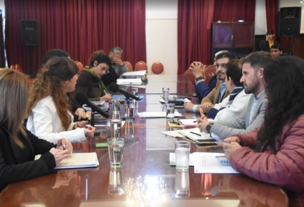 Regularizaci&oacute;n de t&iacute;tulos. Diputados reciben informe de avance