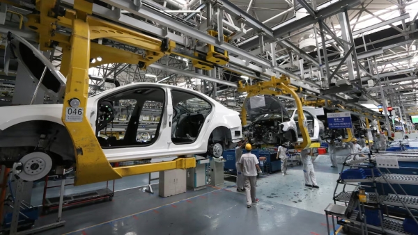 La actividad econ&oacute;mica cay&oacute; 0,5% en mayo pero se mantuvo por encima del mismo mes del a&ntilde;o pasado