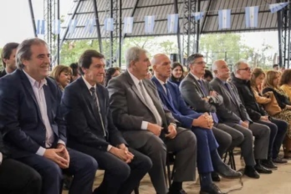El Gobierno de la Provincia acompa&ntilde;&oacute; la apertura de sesiones del Concejo Deliberante de San Salvador
