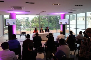 Proveer&aacute;n de internet a a 350 escuelas y 135 localidades