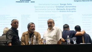 Moyano sostiene a su triunviro en la nueva conducción de la CGT y la UTA se bajó