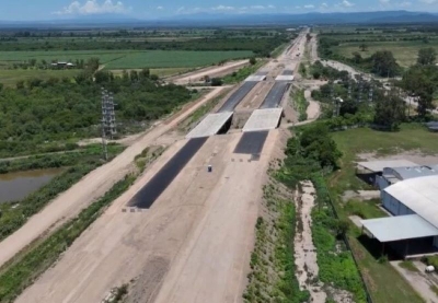 Caputo oficializ&oacute; el cobro de peajes en rutas nacionales de Jujuy