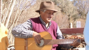 Funci&oacute;n homenaje a Ricardo Vilca en Humahuaca