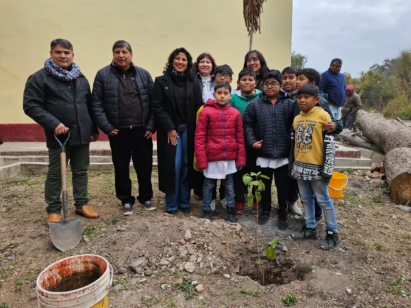 Puesto Viejo se suma al programa de arborizaci&oacute;n