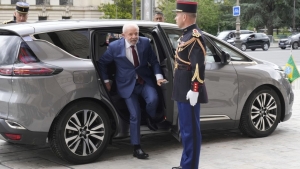 M&aacute;xima tensi&oacute;n en el Mercosur: Lula confirma que visita a Cristina