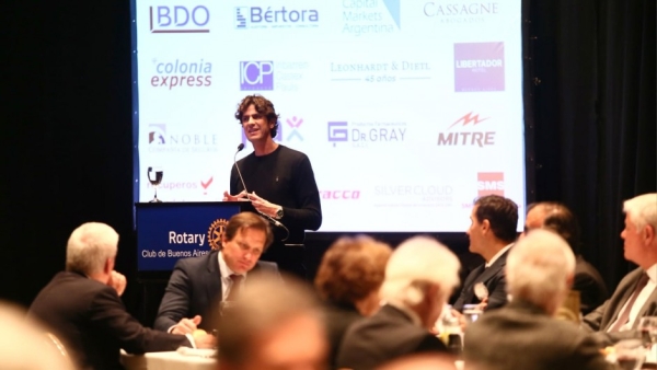 Lousteau propone aumentar horas de lengua y matem&aacute;tica