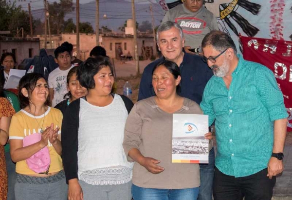 CELEBRACI&Oacute;N DE LAS BODAS DE PLATADEL BARRIO EL MILAGRO