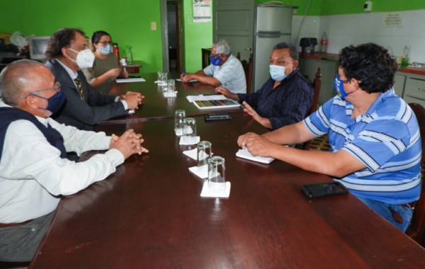 Trabajo y Uatre buscan paleativos para sector productivo