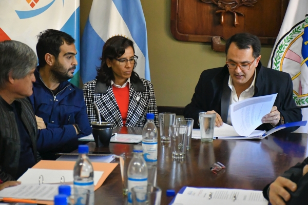 Concejales recibieron a Romina S&aacute;nchez, flamante contadora general del municipio