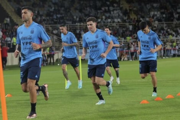 Messi a pleno, Tagliafico trabaj&oacute; normalmente y Lautaro Mart&iacute;nez hizo diferenciado