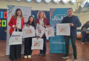 Bullying.  "Embajadoras de Mis Derechos": mensajes positivos