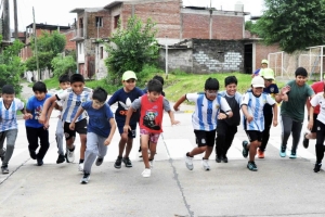 Alrededor 280 ni&ntilde;os y ni&ntilde;as de Campo Verde y Chijra unidos en una marat&oacute;n ambientalista