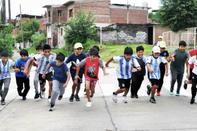 Alrededor 280 ni&ntilde;os y ni&ntilde;as de Campo Verde y Chijra unidos en una marat&oacute;n ambientalista