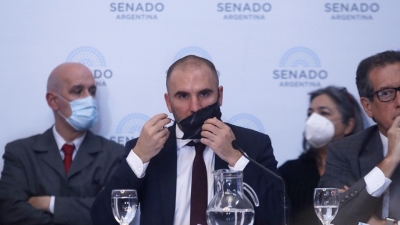 Un informe destroza la pol&iacute;tica de tarifas de Guzm&aacute;n: "Es err&aacute;tica y castiga a los usuarios"
