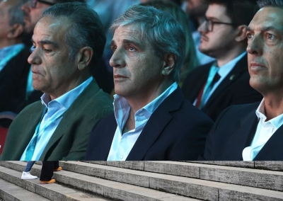 Las ventas minoristas siguen a la baja y se agudiza el desplome en los productos no esenciales