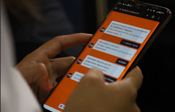 En Hospitales. Se otorgaron 100 mil turnos v&iacute;a WhatsApp