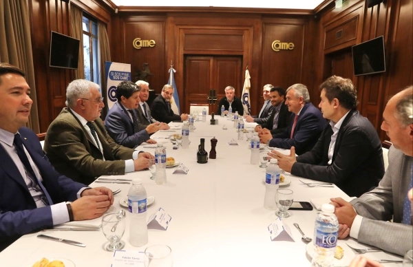 Morales se reuni&oacute; con autoridades de la CAME