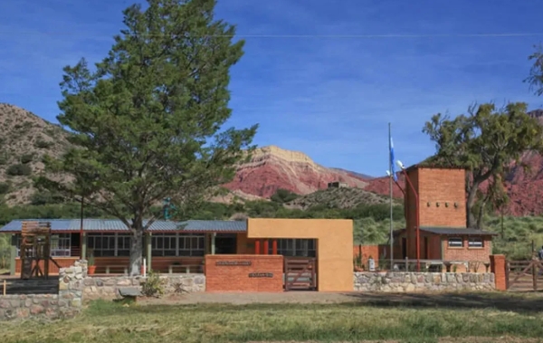Escuela de Chucalezna.Concurso "El Saber Ilumina"
