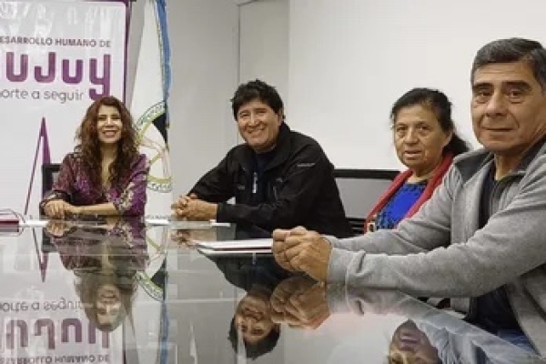 Respaldo a finales regionales de maxi b&aacute;squet