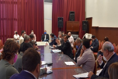 Diputados recibieron informe financiero del Ministro Sadir