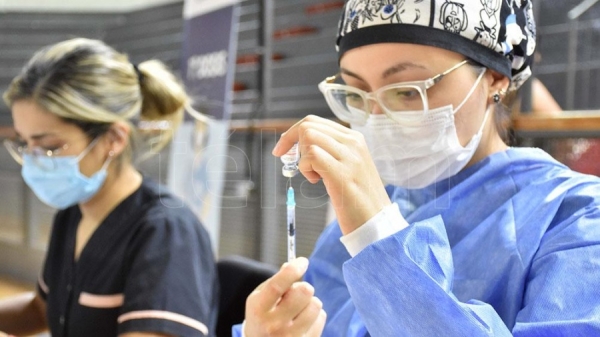 Ante la cuarta ola, piden reforzar la vacunaci&oacute;n para evitar casos graves
