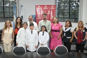 El intendente Jorge recibi&oacute; a alumnos de la Escuela Municipal Marina Vilte