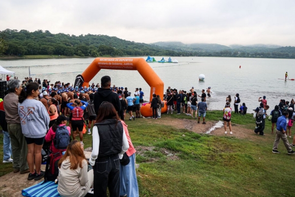 Cierre del campeonato regional de triatl&oacute;n en La Ci&eacute;naga