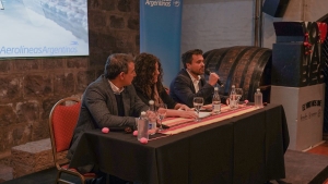 Jujuy y Mendoza presentaron el vuelo que conectar&aacute; estos destinos