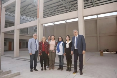 Morales visit&oacute; la obra de la Escuela 121 de San Pedro