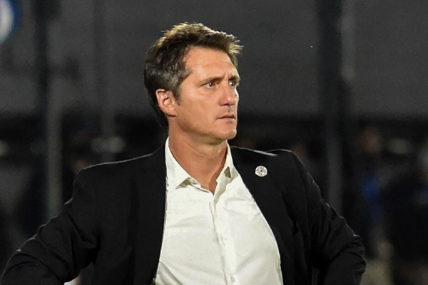 Barros Schelotto fue despedido de la selecci&oacute;n de Paraguay