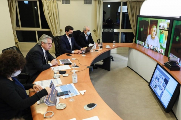 Fern&aacute;ndez analiz&oacute; el escenario de pandemia con los gobernadores
