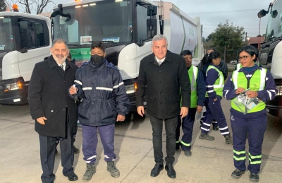 Girsu: Municipio de Capital recibi&oacute; 4 camiones y 100 contenedores