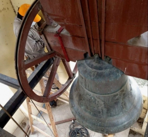 Infraestructura repar&oacute; la hist&oacute;rica campana de la Iglesia Catedral