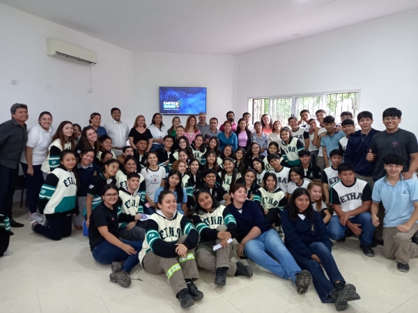 El FASTA  y la &ldquo;Herminio Arrieta&rdquo; participaron del &ldquo;Comunidad Emprendamos: &ldquo;Ideat&oacute;n,