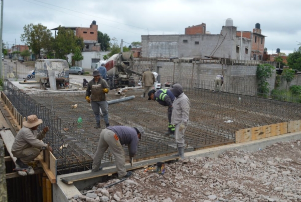 Av.Snopek. Obras en puente alcanzaron el 90% de ejecuci&oacute;n