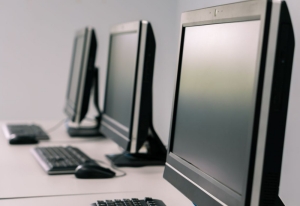 Licitaci&oacute;n p&uacute;blica para la adquisici&oacute;n de equipamiento inform&aacute;tico financiado por el BID