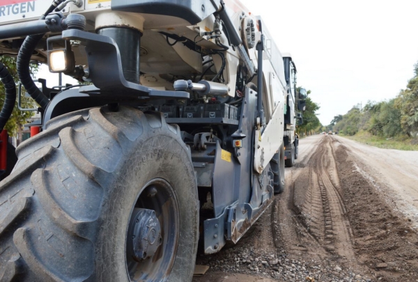 Inici&oacute; obras en la RP 53, Las Pampitas &ndash; Puesto Viejo