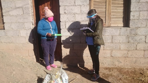 Asisten a familias vulnerables en Abra Pampa