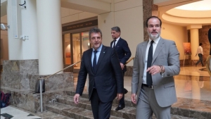 Estados Unidos confirm&oacute; que pese a la salida de Claver-Carone, los cr&eacute;ditos del BID que cerr&oacute; Massa siguen en pie