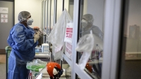 Fallecieron 93 personas y hubo 1.496 nuevos contagios en el pa&iacute;s