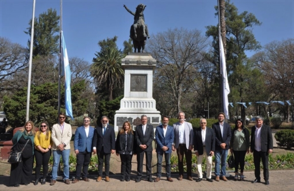 Municipio conmemor&oacute; 172&ordm; Aniversario fallecimiento Gral. San Mart&iacute;n