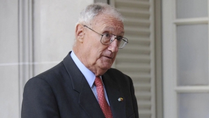 Balza calific&oacute; de "irresponsable" y "peligrosa" a la "mesa de enlace" militar